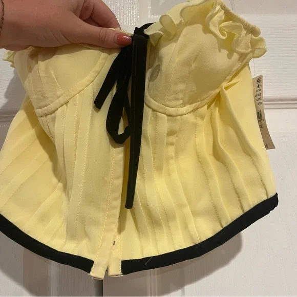 butter bustier yellow corset lace up top with velvet details and bow NWT - Picture 3 of 6
